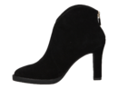 Lola Cruz boots with heel black