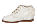 Beberlis lace shoes off white