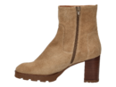 Catwalk boots with heel beige