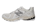 New Balance baskets off white